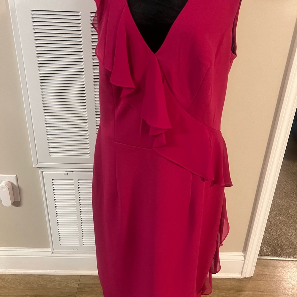 Connected Apparel ruffle V neck sheath dress